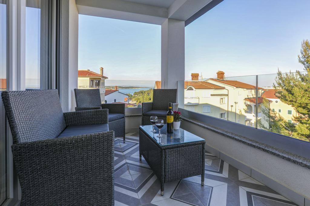 Viras Luxury Holiday Премантура Екстер'єр фото
