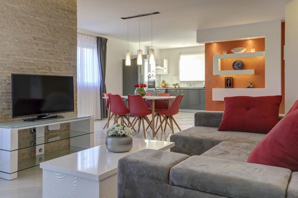 Viras Luxury Holiday Премантура Екстер'єр фото